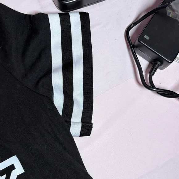 PINK Victoria's Secret Black V-Neck Tee - Picture 5 of 8